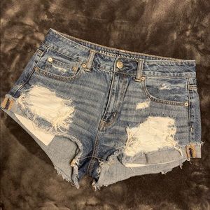 *FINAL WEEK* Distressed jean shorts